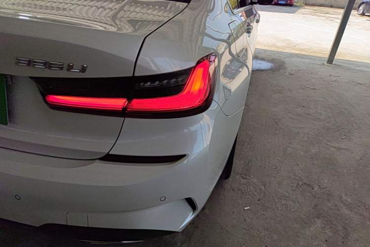 Used BMW 3 Series 2020 Facelifted 325Li xDrive M Sport Package Right Rear Taillight