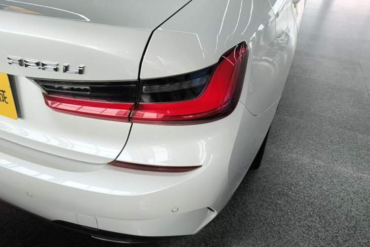 Used BMW 3 Series 2020 Facelifted 325Li xDrive M Sport Package Right Rear Taillight