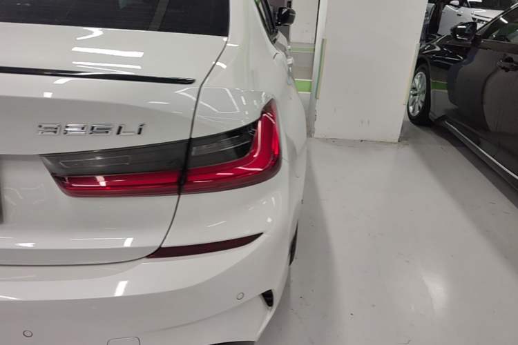 Used BMW 3 Series 2020 Facelifted 325Li M Sport Night Edition Package Right Rear Taillight