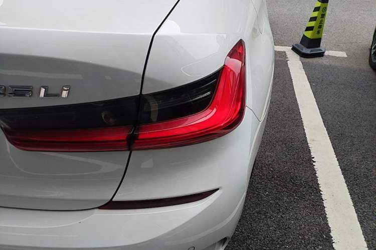 Used BMW 3 Series 2020 Restyled 325Li M Sport Package Right Rear Taillight