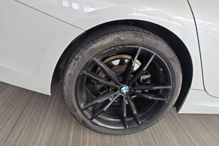 Used BMW 3 Series 2020 Restyled 325Li M Sport Package Right Rear Wheel Hub