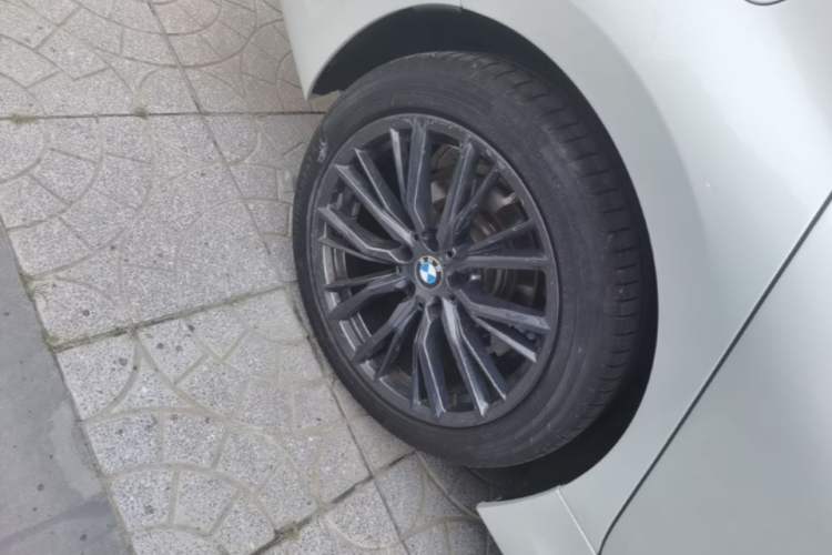 Used BMW 3 Series 2020 Facelifted 325Li M Sport Night Edition Package Right Rear Wheel Hub