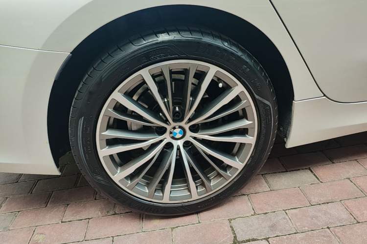 Used BMW 3 Series 2020 325Li First Edition Right Rear Wheel Hub