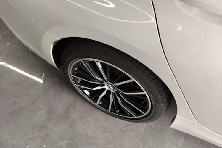 Used BMW 3 Series 2020 325Li M Sport Package Right Rear Wheel Hub