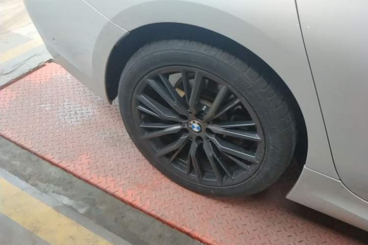 Used BMW 3 Series 2020 Facelifted 325Li M Sport Night Edition Package Right Rear Wheel Hub