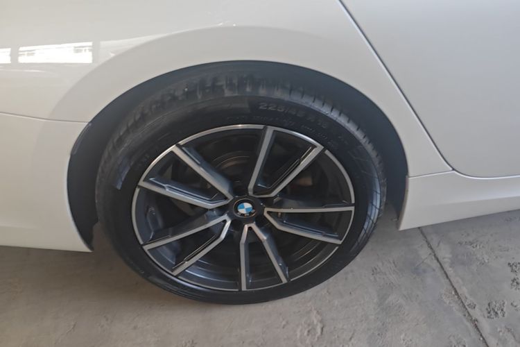 Used BMW 3 Series 2020 325Li M Sport Package Right Rear Wheel Hub