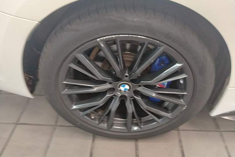 Used BMW 3 Series 2020 Facelifted 325Li M Sport Night Edition Package Right Rear Wheel Hub