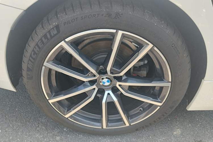 Used BMW 3 Series 2020 320Li M Sport Package Right Rear Wheel Hub