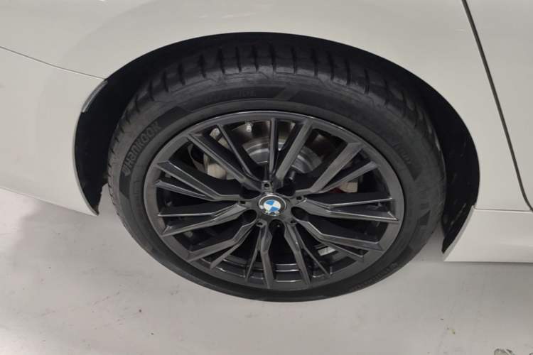 Used BMW 3 Series 2020 Facelifted 325Li M Sport Night Edition Package Right Rear Wheel Hub