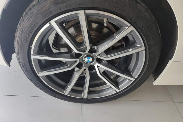 Used BMW 3 Series 2020 320Li M Sport Package Right Rear Wheel Hub