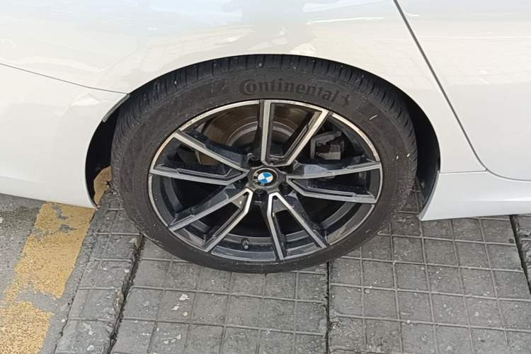 Used BMW 3 Series 2020 Restyled 325Li M Sport Package Right Rear Wheel Hub