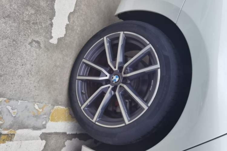 Used BMW 3 Series 2020 320Li M Sport Package Right Rear Wheel Hub