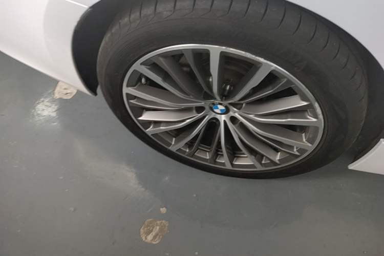 Used BMW 3 Series 2020 325Li First Edition Right Rear Wheel Hub