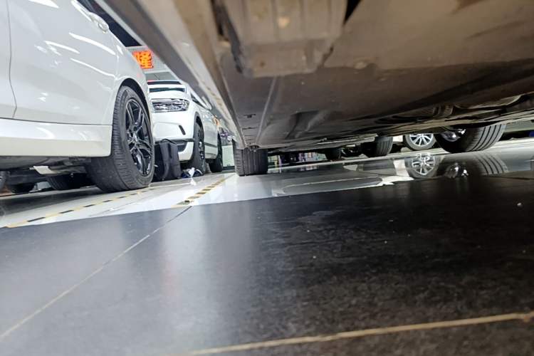 Used BMW 3 Series 2020 325Li M Sport Package Right Side Sill