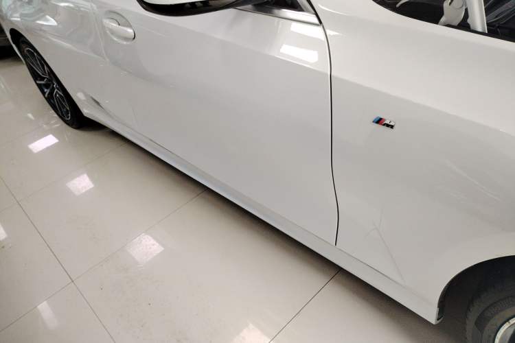 Used BMW 3 Series 2020 320Li M Sport Package Right Side Sill