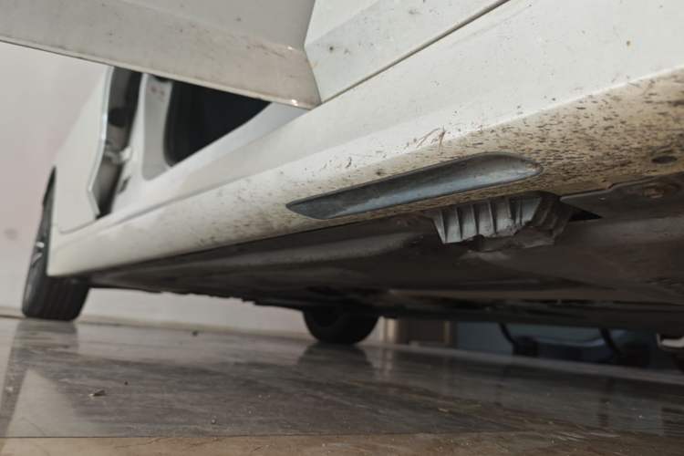 Used BMW 3 Series 2020 Restyled 325Li M Sport Package Right Side Sill