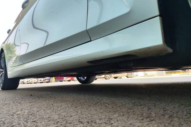 Used BMW 3 Series 2020 Restyled 325Li M Sport Package Right Side Sill