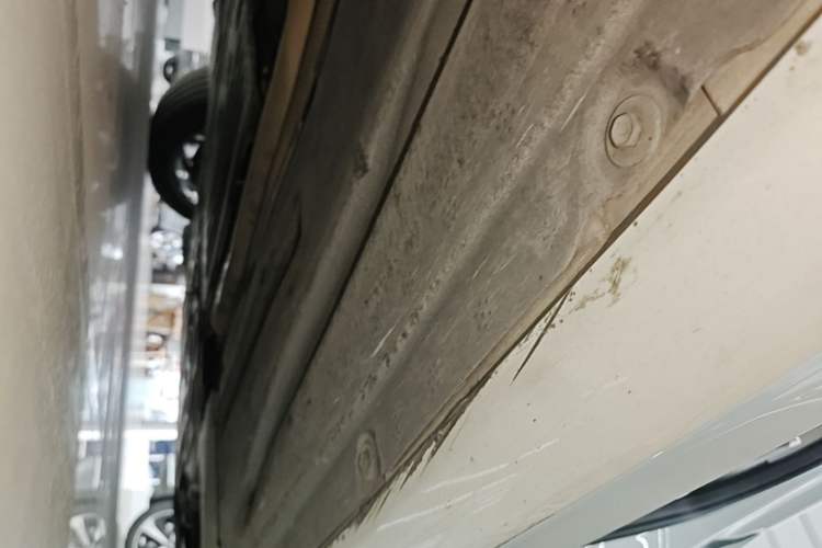 Used BMW 3 Series 2020 320i Sport Package Right Side Sill