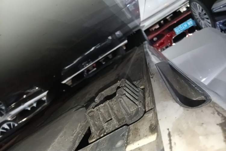 Used BMW 3 Series 2020 325Li M Sport Night Edition Package Right Side Sill