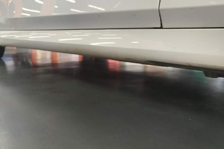Used BMW 3 Series 2020 Restyled 325Li M Sport Package Right Side Sill