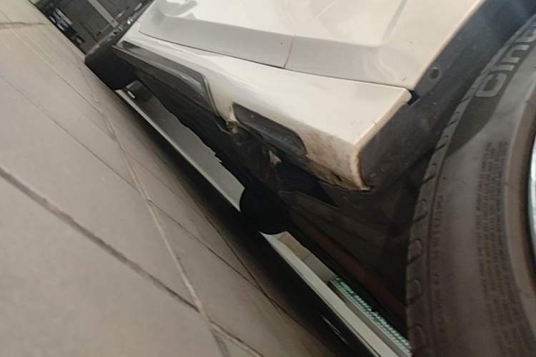 Used BMW 3 Series 2020 Facelifted 325Li M Sport Night Edition Package Right Side Sill