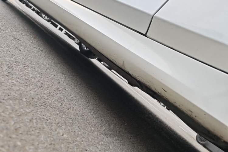 Used BMW 3 Series 2020 320Li M Sport Package Right Side Sill