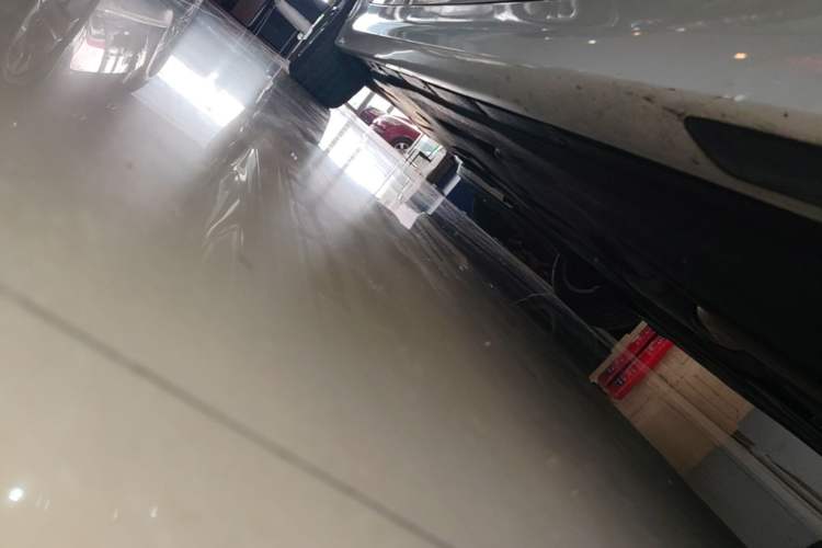 Used BMW 3 Series 2020 325Li First Edition Right Side Sill