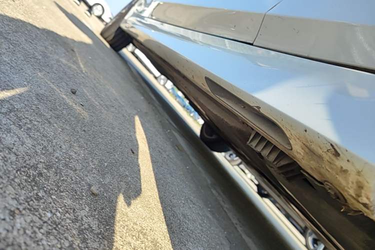 Used BMW 3 Series 2020 325Li First Edition Right Side Sill