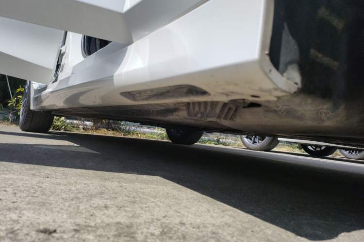 Used BMW 3 Series 2020 Restyled 325Li M Sport Package Right Side Sill