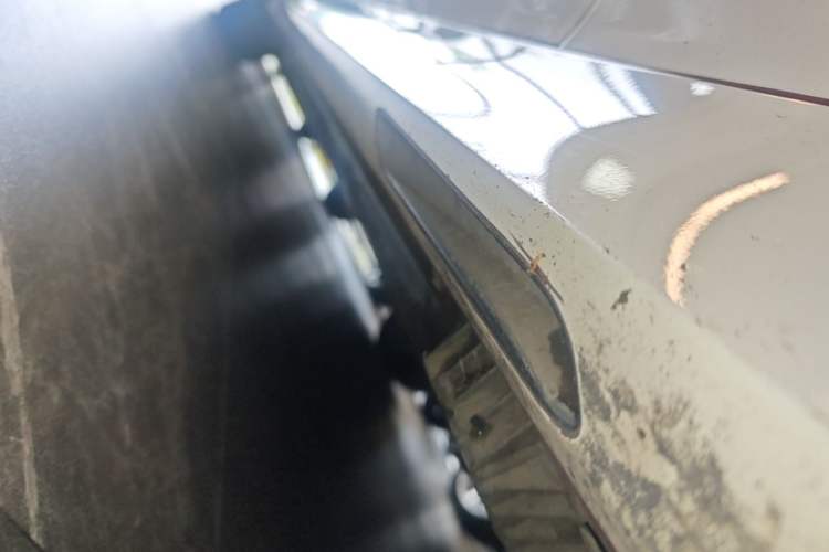 Used BMW 3 Series 2020 325Li First Edition Right Side Sill