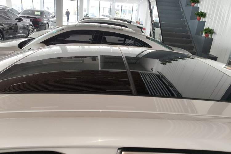 Used BMW 3 Series 2020 Restyled 325Li M Sport Package Roof