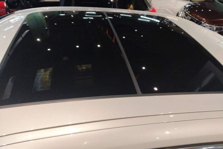 Used BMW 3 Series 2020 325Li First Edition Roof