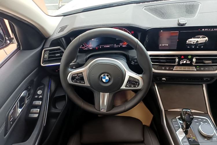 Used BMW 3 Series 2020 325Li M Sport Package Steering Wheel