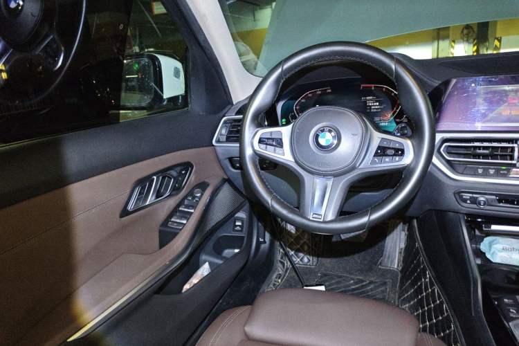 Used BMW 3 Series 2020 320Li M Sport Package Steering Wheel