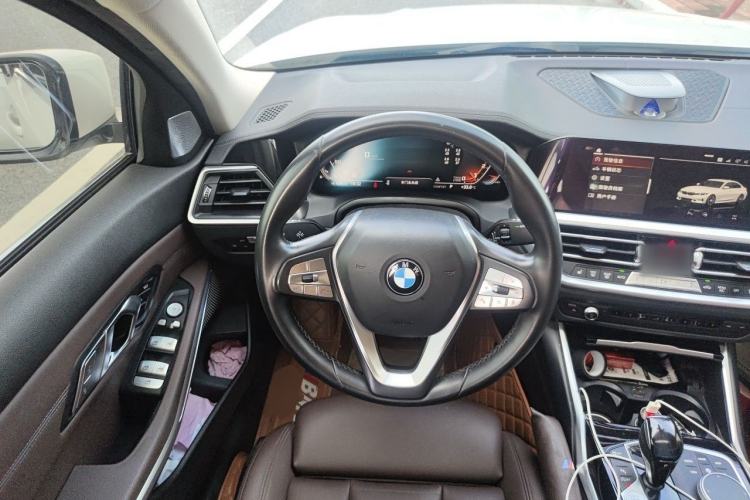 Used BMW 3 Series 2020 325Li First Edition Steering Wheel