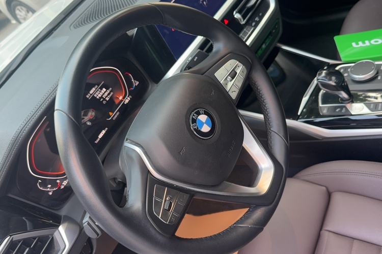 Used BMW 3 Series 2020 325Li First Edition Steering Wheel