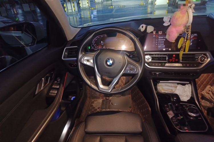 Used BMW 3 Series 2020 325Li First Edition Steering Wheel