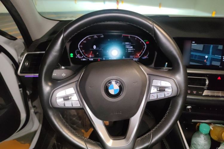 Used BMW 3 Series 2020 325Li First Edition Steering Wheel
