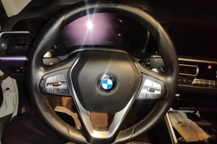 Used BMW 3 Series 2020 325Li First Edition Steering Wheel