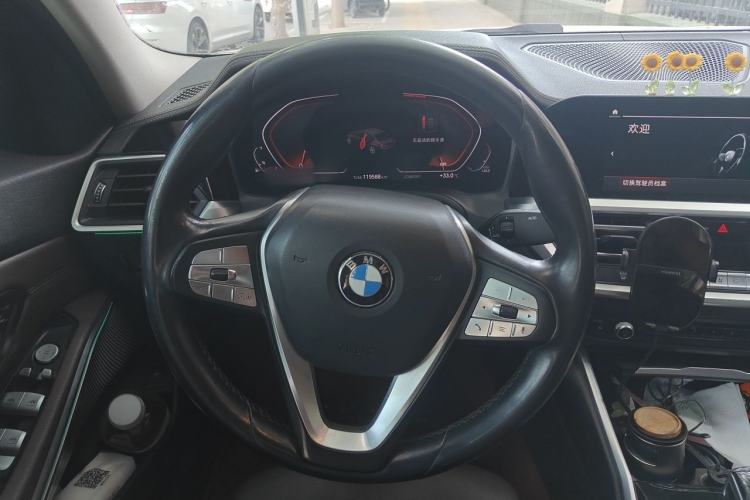 Used BMW 3 Series 2020 325Li First Edition Steering Wheel