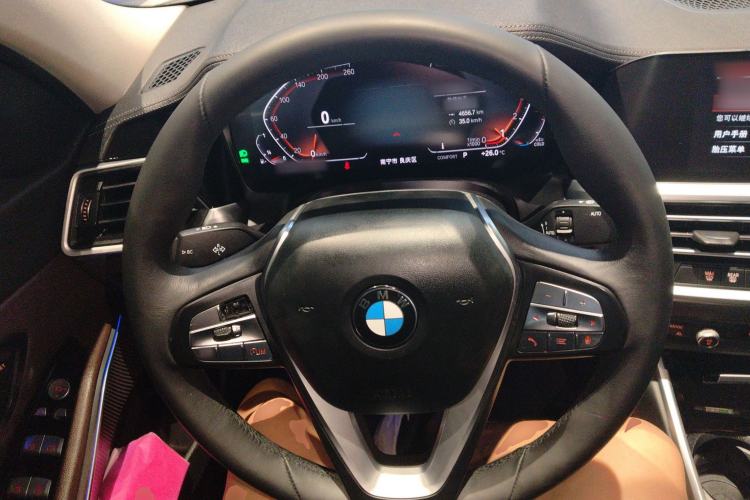 Used BMW 3 Series 2020 325Li First Edition Steering Wheel