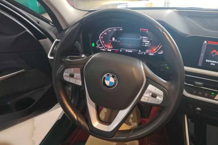 Used BMW 3 Series 2020 325Li First Edition Steering Wheel