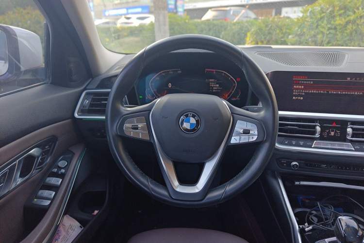 Used BMW 3 Series 2020 325Li First Edition Steering Wheel