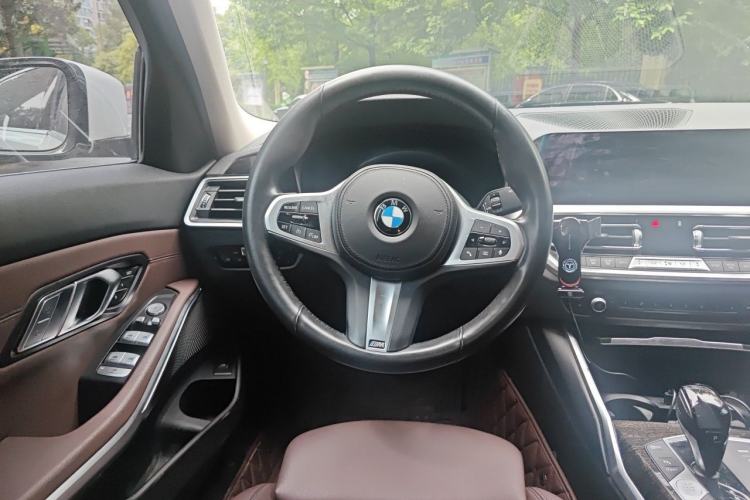 Used BMW 3 Series 2020 325i M Sport Package Steering Wheel