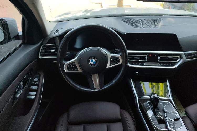 Used BMW 3 Series 2020 Restyled 325Li M Sport Package Steering Wheel