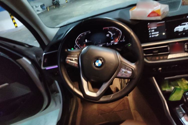Used BMW 3 Series 2020 325Li First Edition Steering Wheel