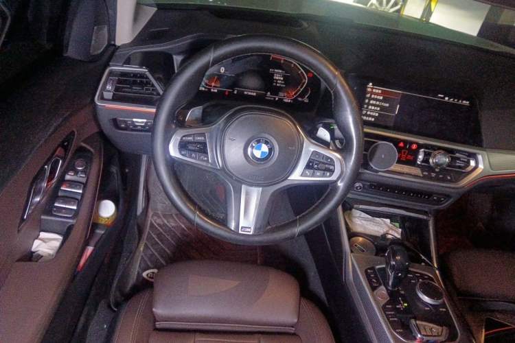 Used BMW 3 Series 2020 330i M Sport Night Edition Steering Wheel