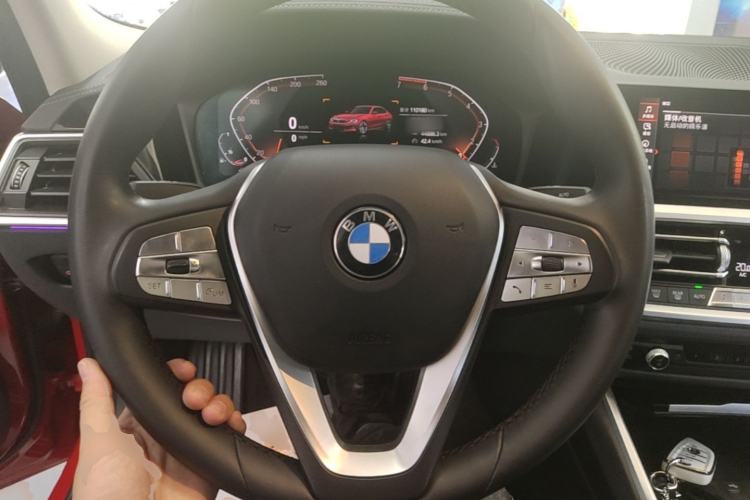 Used BMW 3 Series 2020 325Li First Edition Steering Wheel