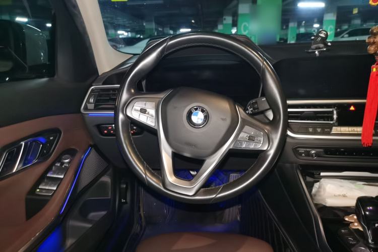Used BMW 3 Series 2020 325Li First Edition Steering Wheel
