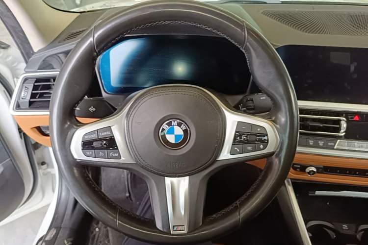 Used BMW 3 Series 2020 325Li M Sport Package Steering Wheel